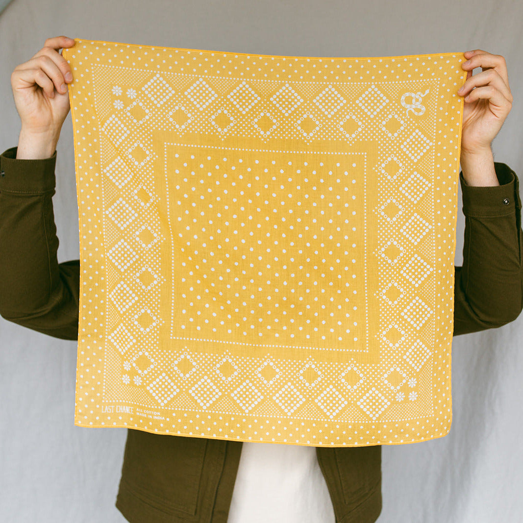 Cotton Daisy Bandana | Straw