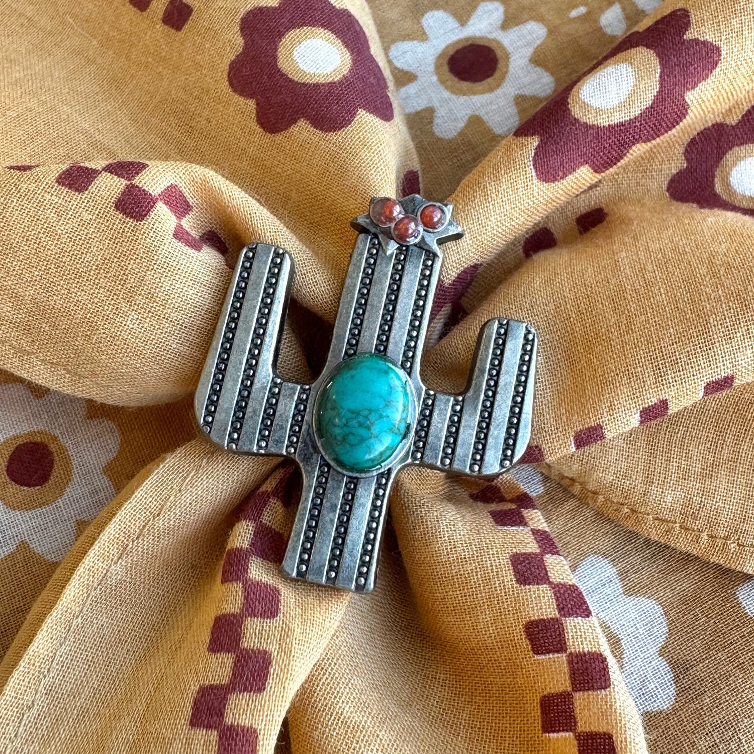 Saguaro Scarf Slide