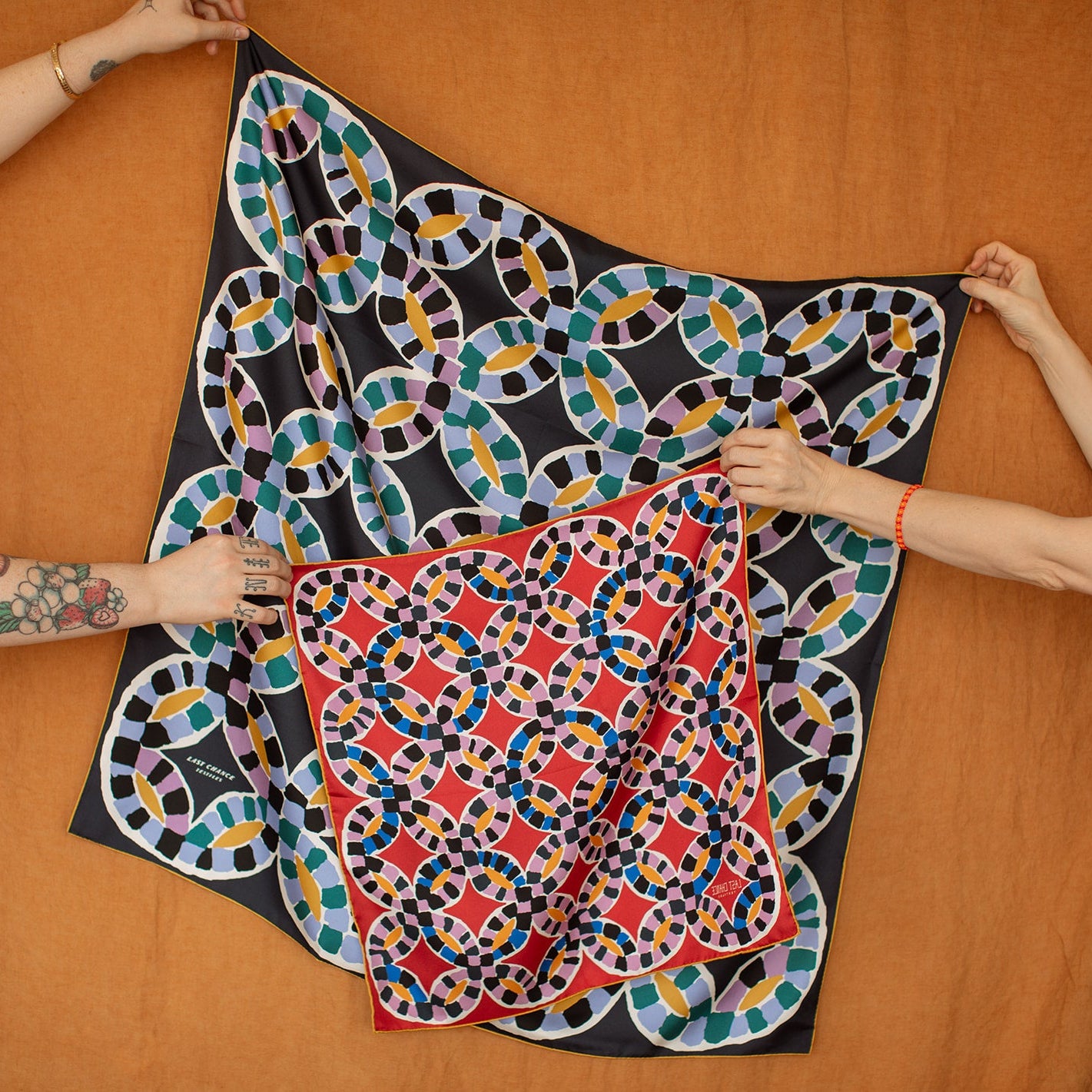 Twofer Silk Scarf - Rings Quilt